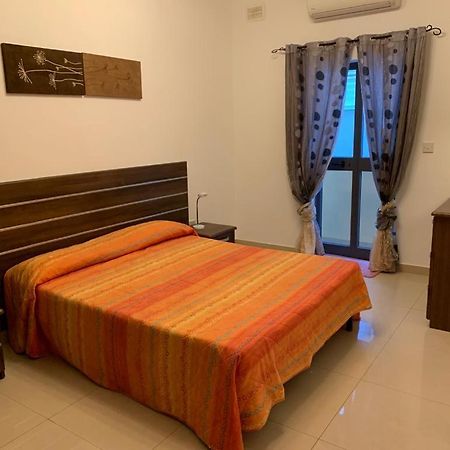 سانت جوليان Protea Court Apartments, St Julians المظهر الخارجي الصورة